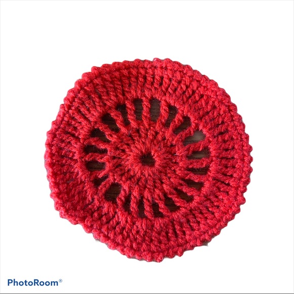 6 Red Vintage Crochet Doilies/Coasters Table - Picture 2 of 7